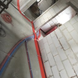 Konrad Kucharczyk - Znakomita Instalacja Odgromowa Wieliczka