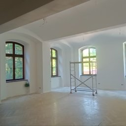 Stare zabytkowe pomieszczenia... Renowacja i remont
