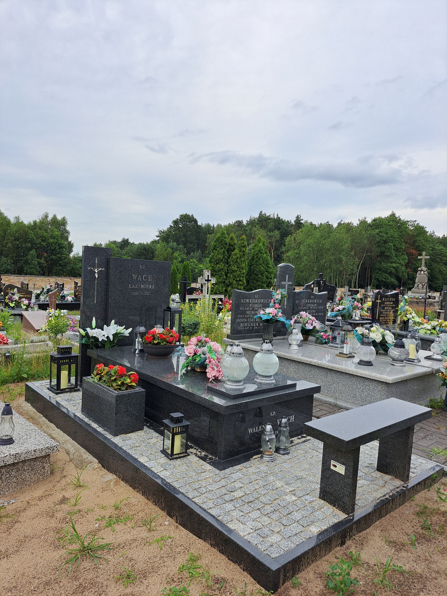 Nagrobek granitowy Impala