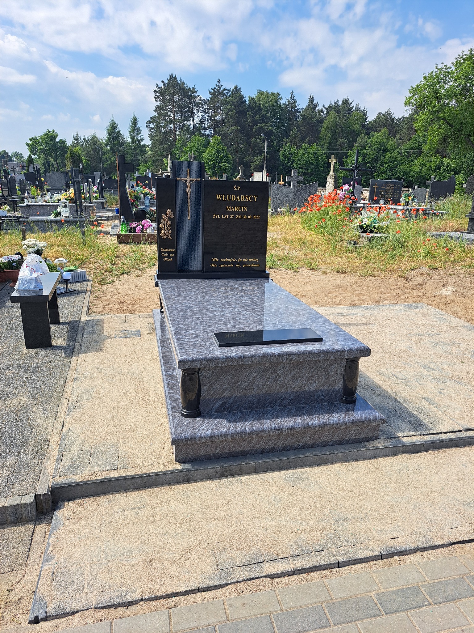 Granit Orion + czarny