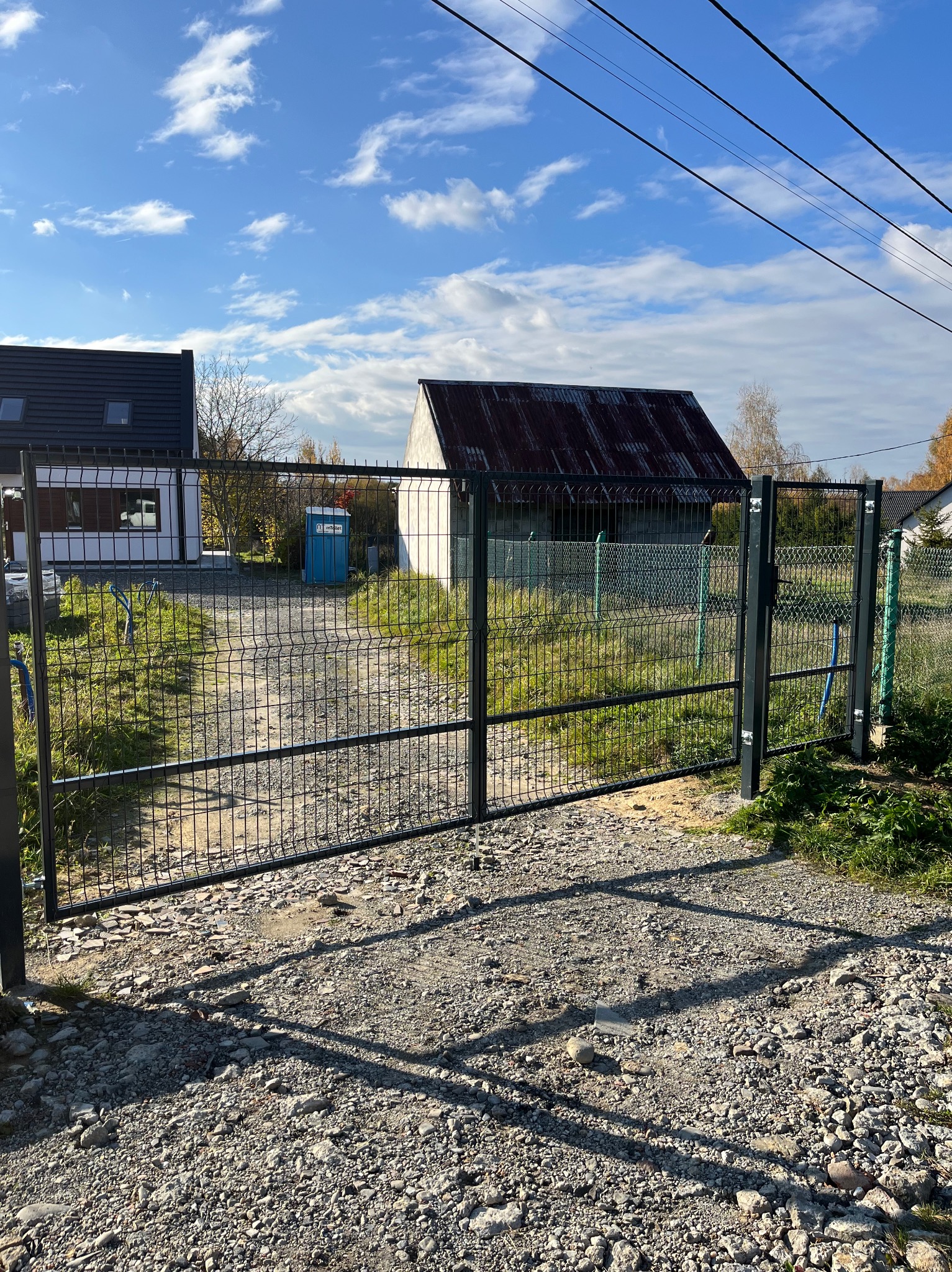 Brama panelowa dwuskrzydłowa wraz z furtką