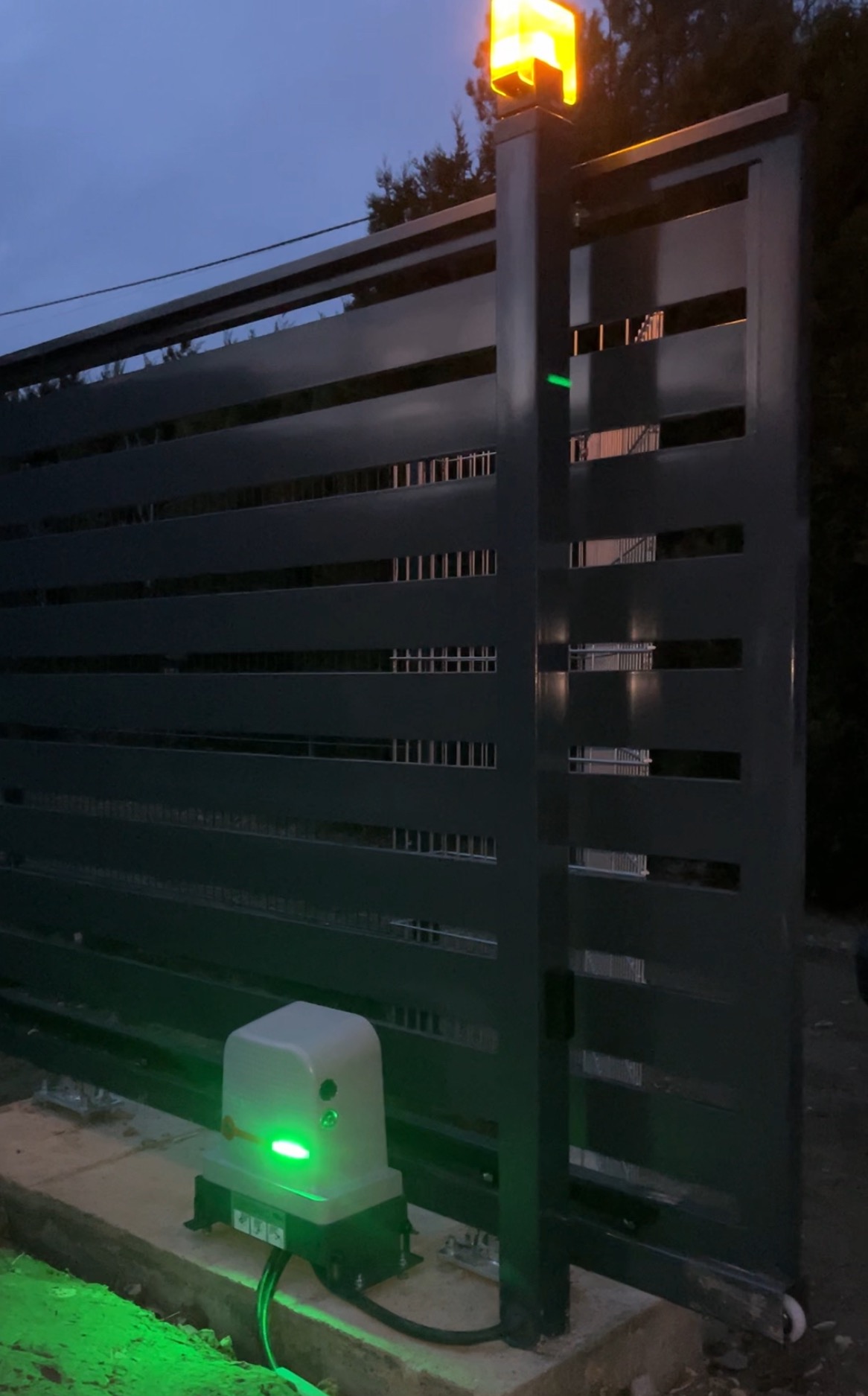 Napęd do bramy przesuwnej