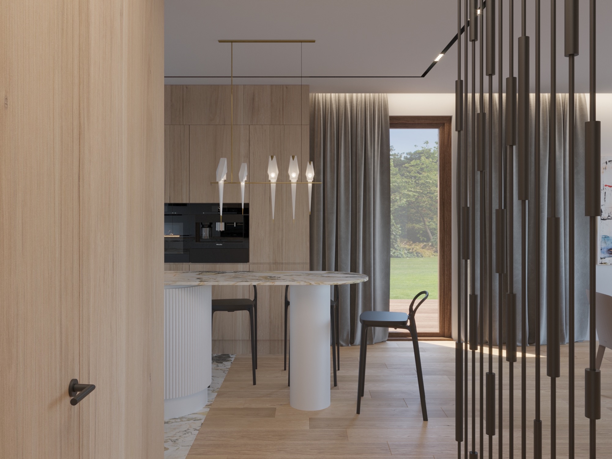 Nowoczesna kuchnia z wyspą i marmurowym blatem, widok przez drewnianą ściankę działową, krzesła barowe i designerska lampa w kształcie ptaków.