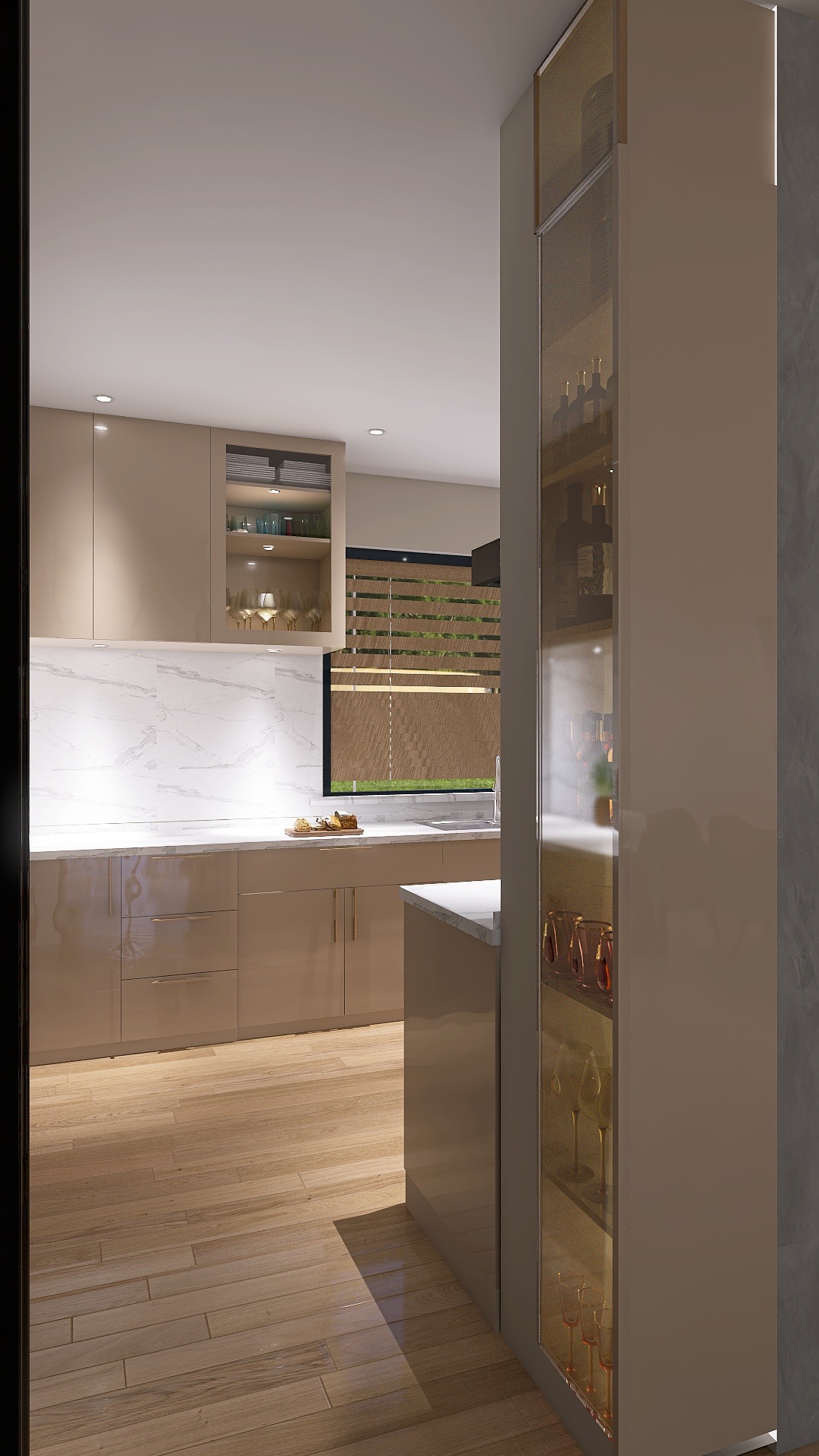 Beżowa, nowoczesna kuchnia z marmurowym blatem i drewnianą podłogą. Widoczna przeszklona witryna z alkoholem i kieliszkami. Minimalistyczny design.