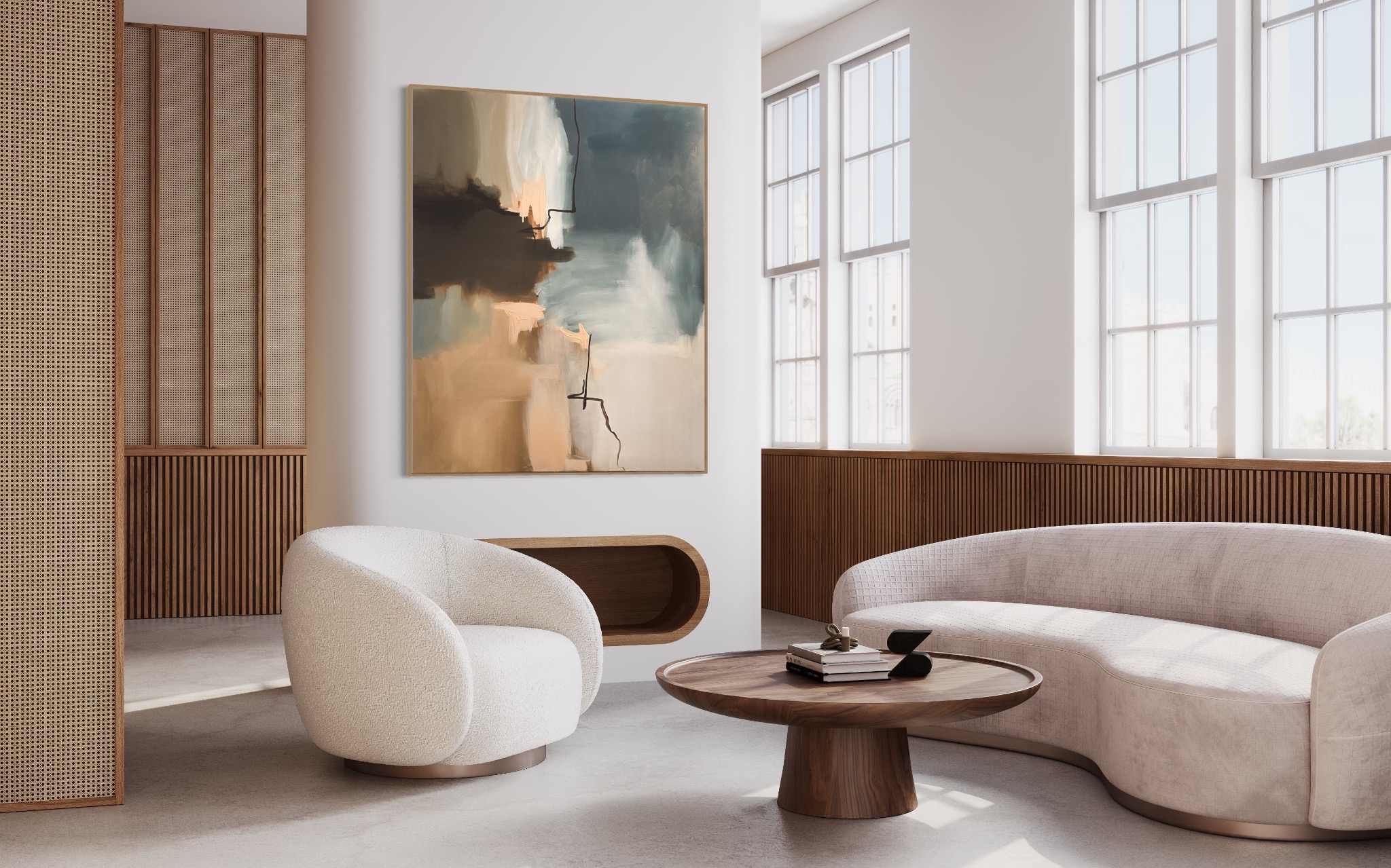 Nowoczesne wnętrze salonu z abstrakcyjnym obrazem w odcieniach beżu, brązu i szarości, wiszącym nad minimalistycznym kominkiem; obok kremowy fotel typu boucle i zakrzywiona sofa w pastelowym różu...