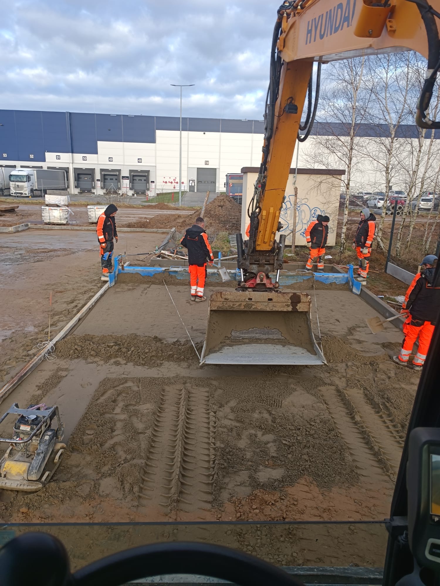 Obsługa brygad brukarskich.