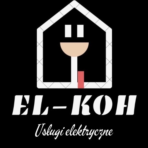 Logo firmy EL-KOH świadczącej usługi elektryczne, przedstawione na czarnym tle z białym obrysem domu, wewnątrz którego znajduje się schematyczny symbol gniazdka elektrycznego z czerwonym bolcem...