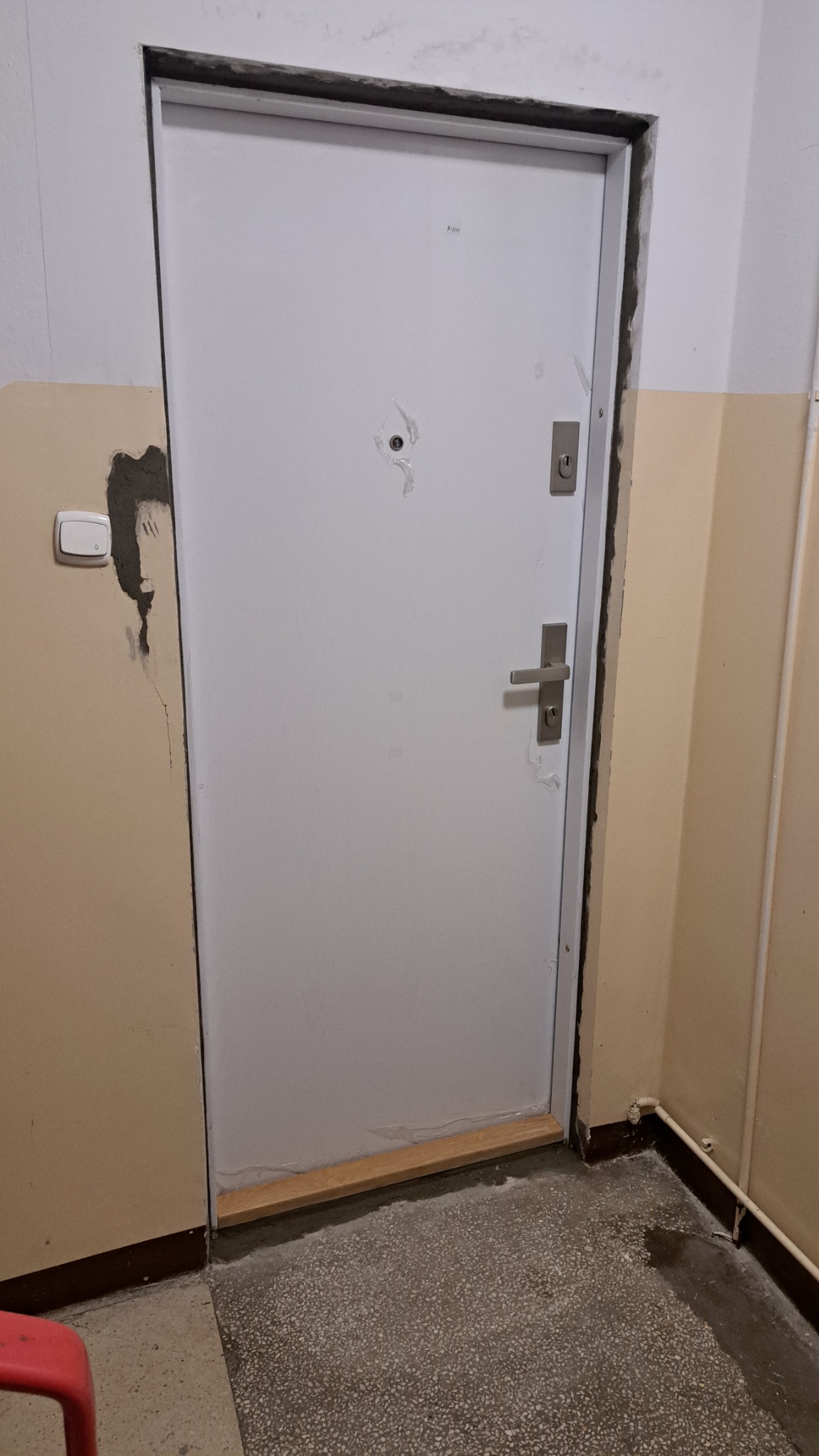 Ul. Złotych Piasków 2