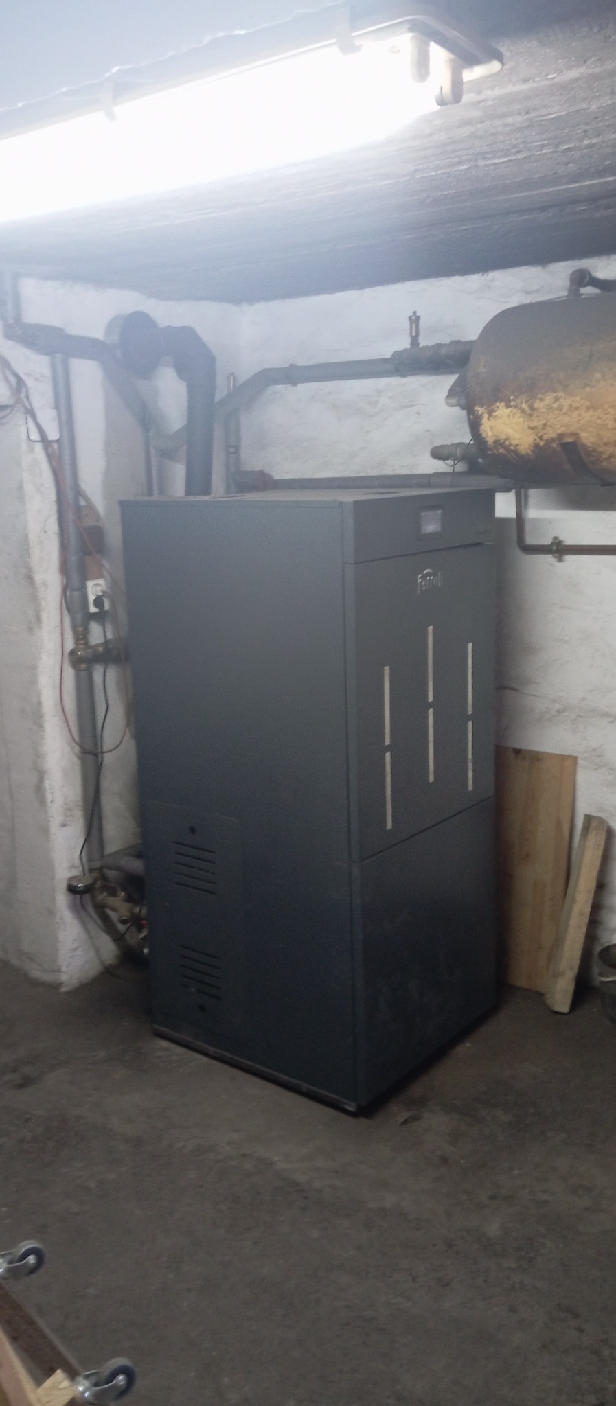 Wymieniony piec na pellet