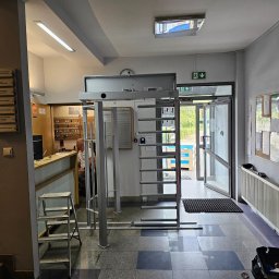 SPECJALISTA.NET SPÓŁKA Z OGRANICZONĄ ODPOWIEDZIALNOŚCIĄ - Montaż bramownicy kontroli dostępu