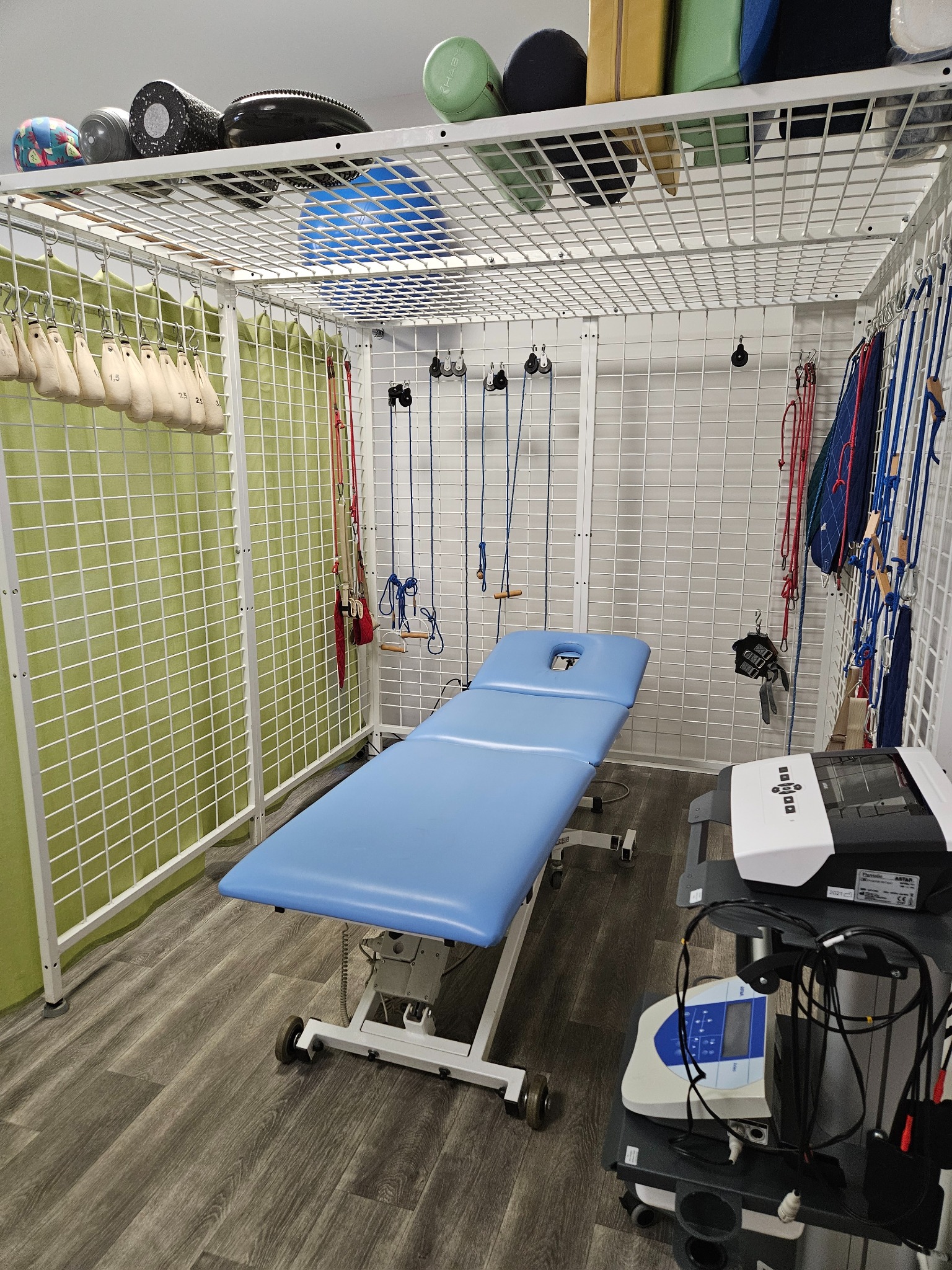 Stanowisko w pełni wyposażone do pracy na podwieszkach