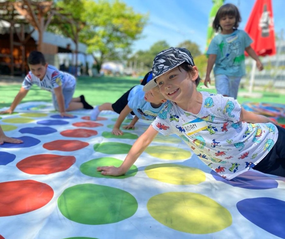 Zabawy ruchowe, integracja.