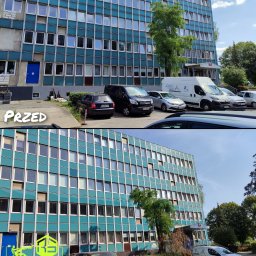 Jakub Nowicki Ruthless Service Usługi Alpinistyczne Prace Wysokościowe - Porównanie stanu elewacji budynku biurowego przed i po doczyszczeniu technikami alpinistycznymi. Na górnej części zdjęcia widoczne zabrudzenia, a na dolnej czysta elewacja z logotypem firmy...