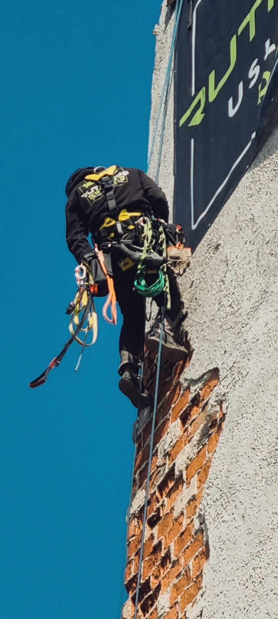 cd prac na rozbiórce budynku