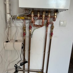 I kolejny motaz pieca Termet z rozwiązaniem odprowadzania skroplin pa:papka skroplin 