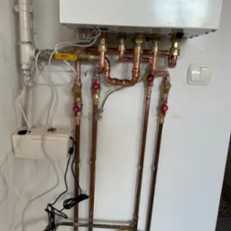 I kolejny motaz pieca Termet z rozwiązaniem odprowadzania skroplin pa:papka skroplin