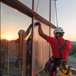 Mycie okien na wysokości Warszawa 4