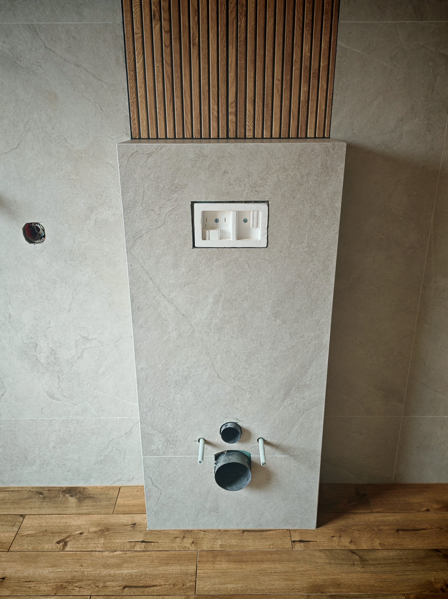 Geberit z narożnikami 45°