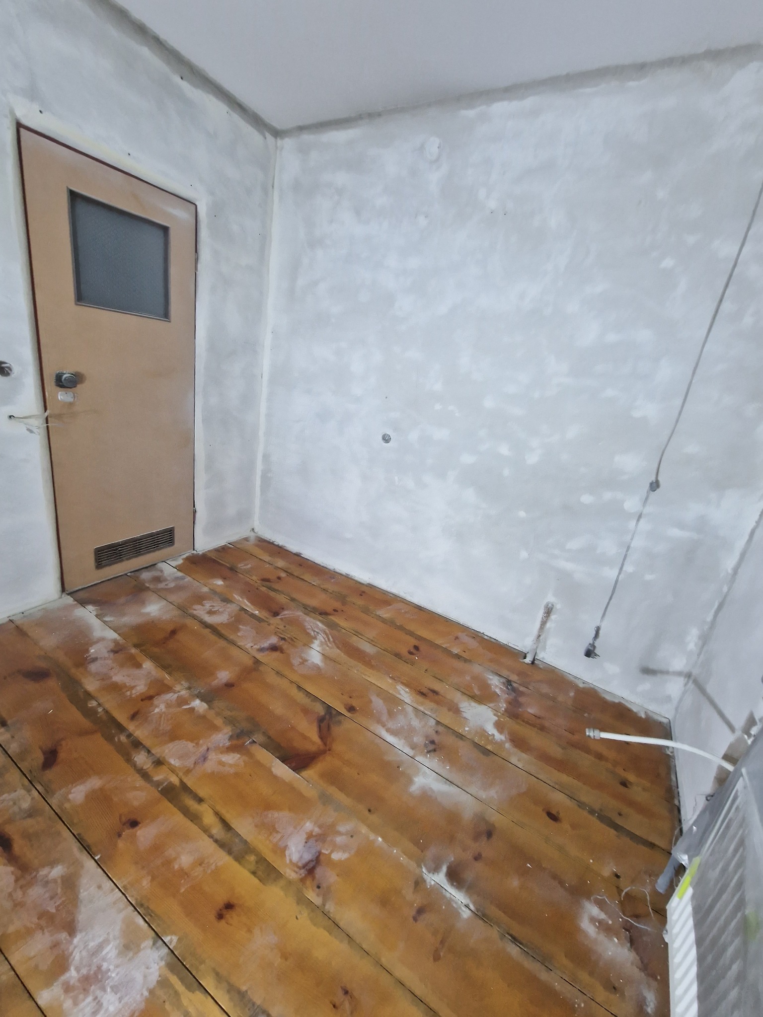 Skrzypiąda podłoga