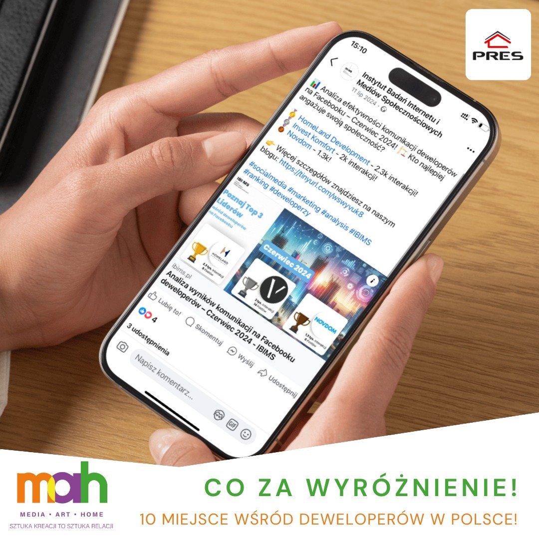 Osoba trzyma telefon z otwartym postem na Facebooku, dotyczącym analizy efektywności komunikacji deweloperów w czerwcu 2024 roku, z logo Instytutu Badań Internetu i Mediów Społecznościowych.