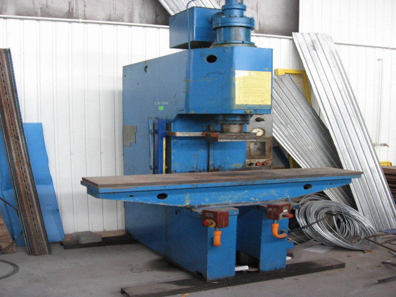 Prasa hydrauliczna P 6332