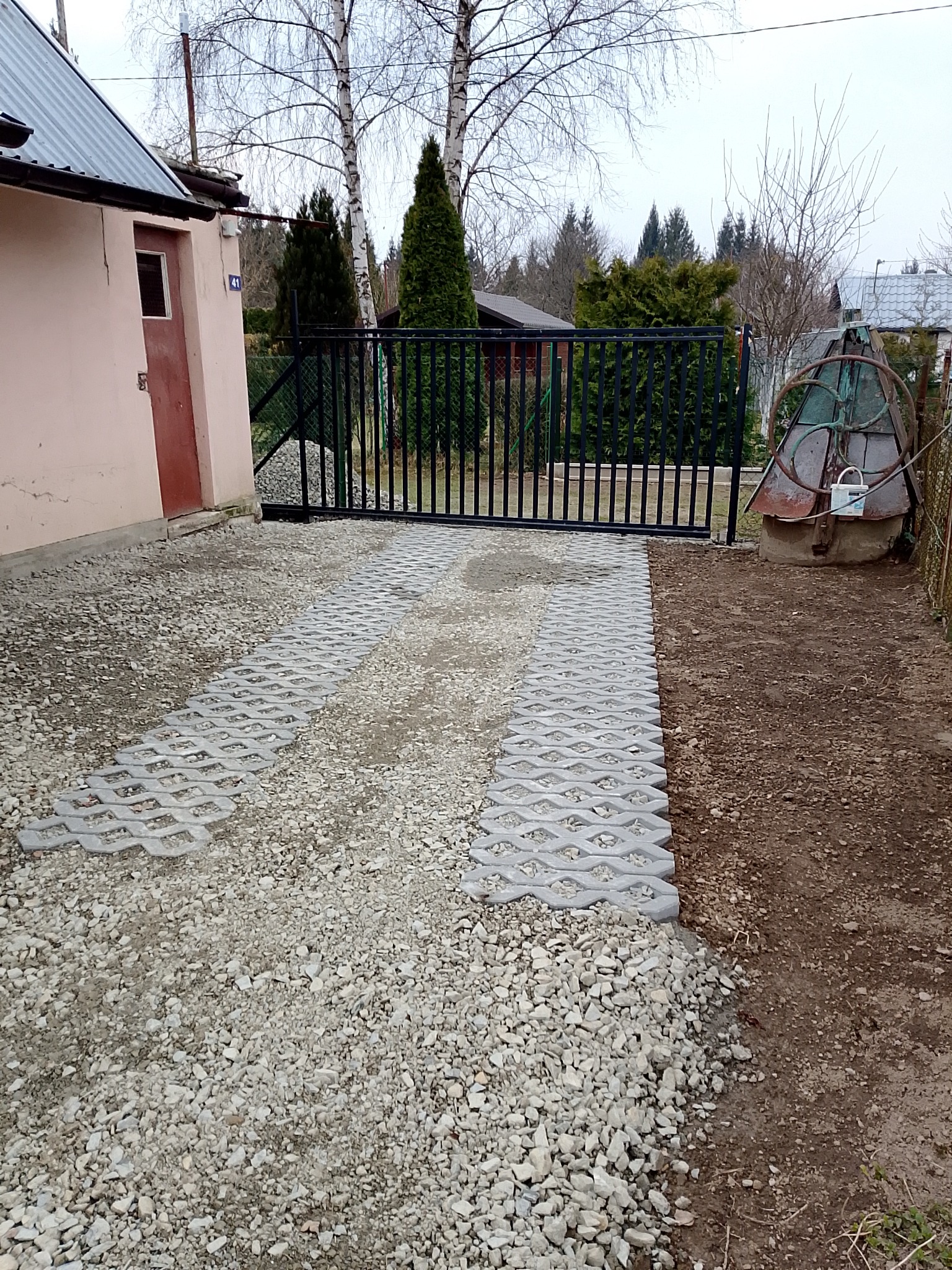 Wykonanie podjazdu oraz bramy przesuwnej