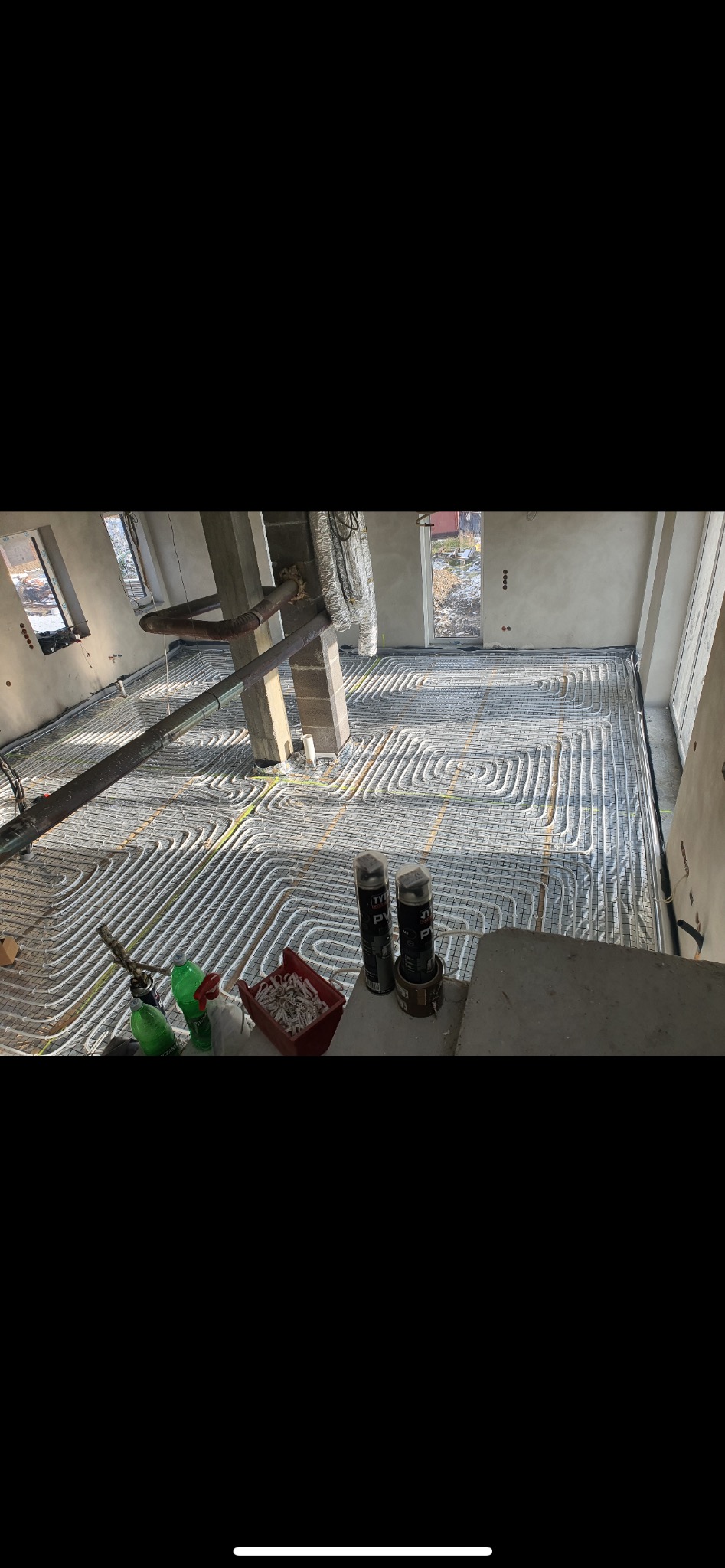 Ogrzewanie podłogowe.