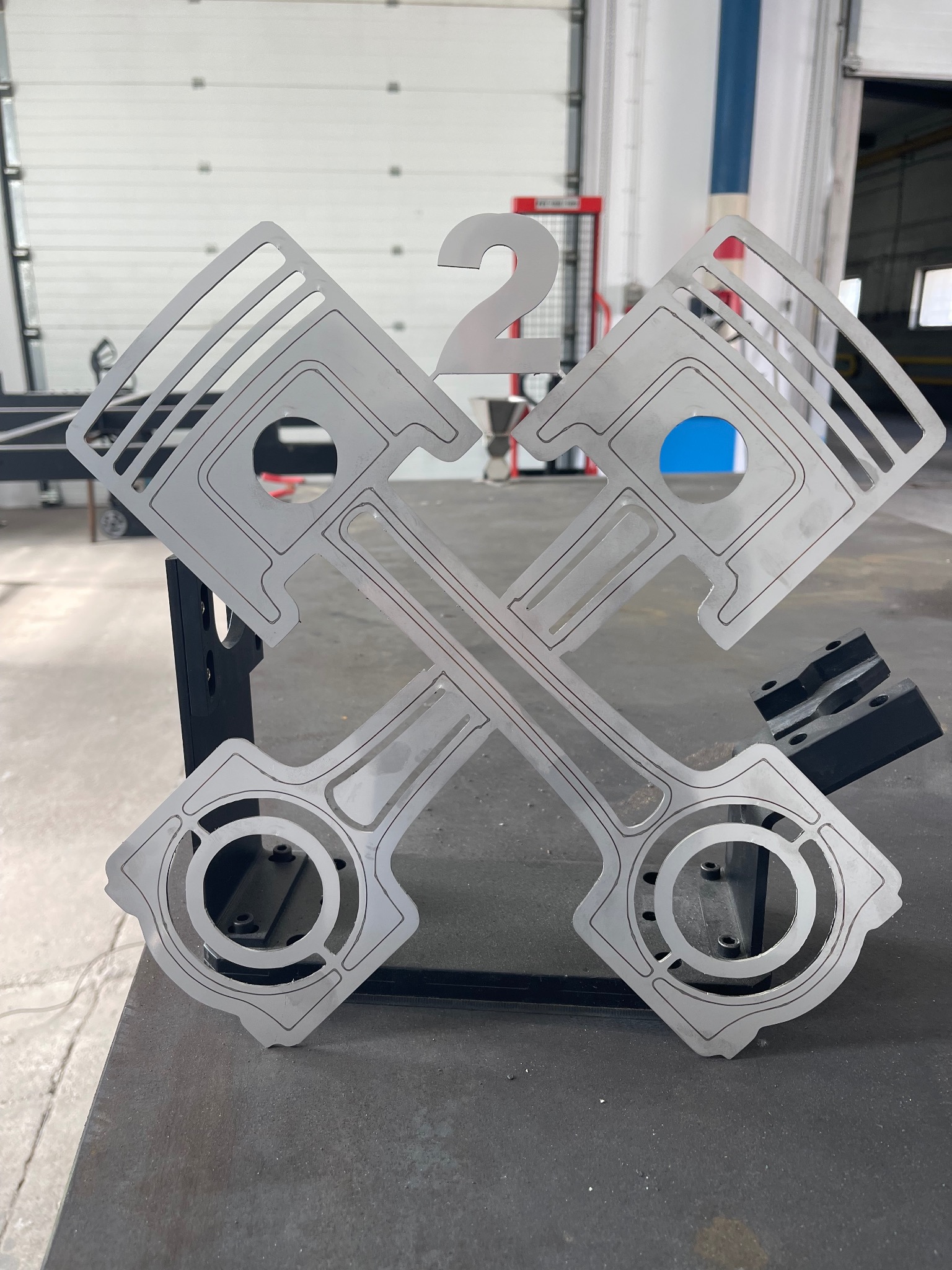 Puchar który wyróżnia się jakością detali, wyróżnij się i doceń zwycięzców.