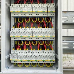 Montaż i składanie rozdzielni DC Fotowoltaiki