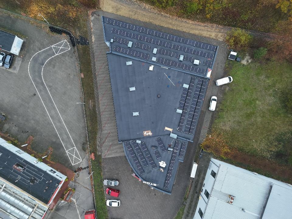 Montaż 50 KW na dachu Hotelu.