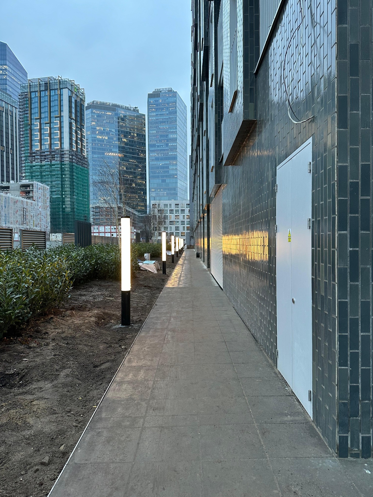 Montaż oświetlenia zewnętrznego