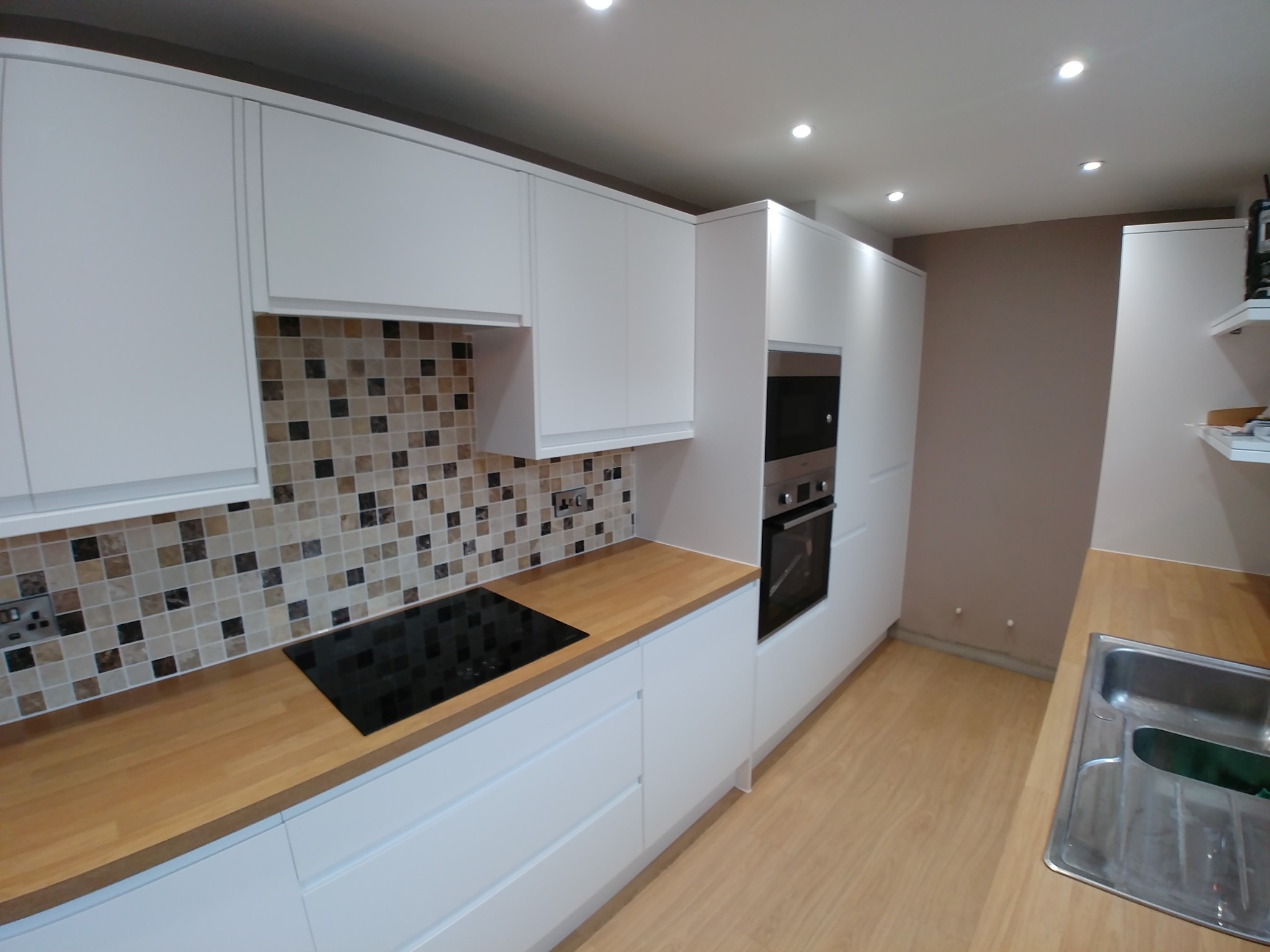 Kuchnia glazura , podłoga , hydraulika itp.