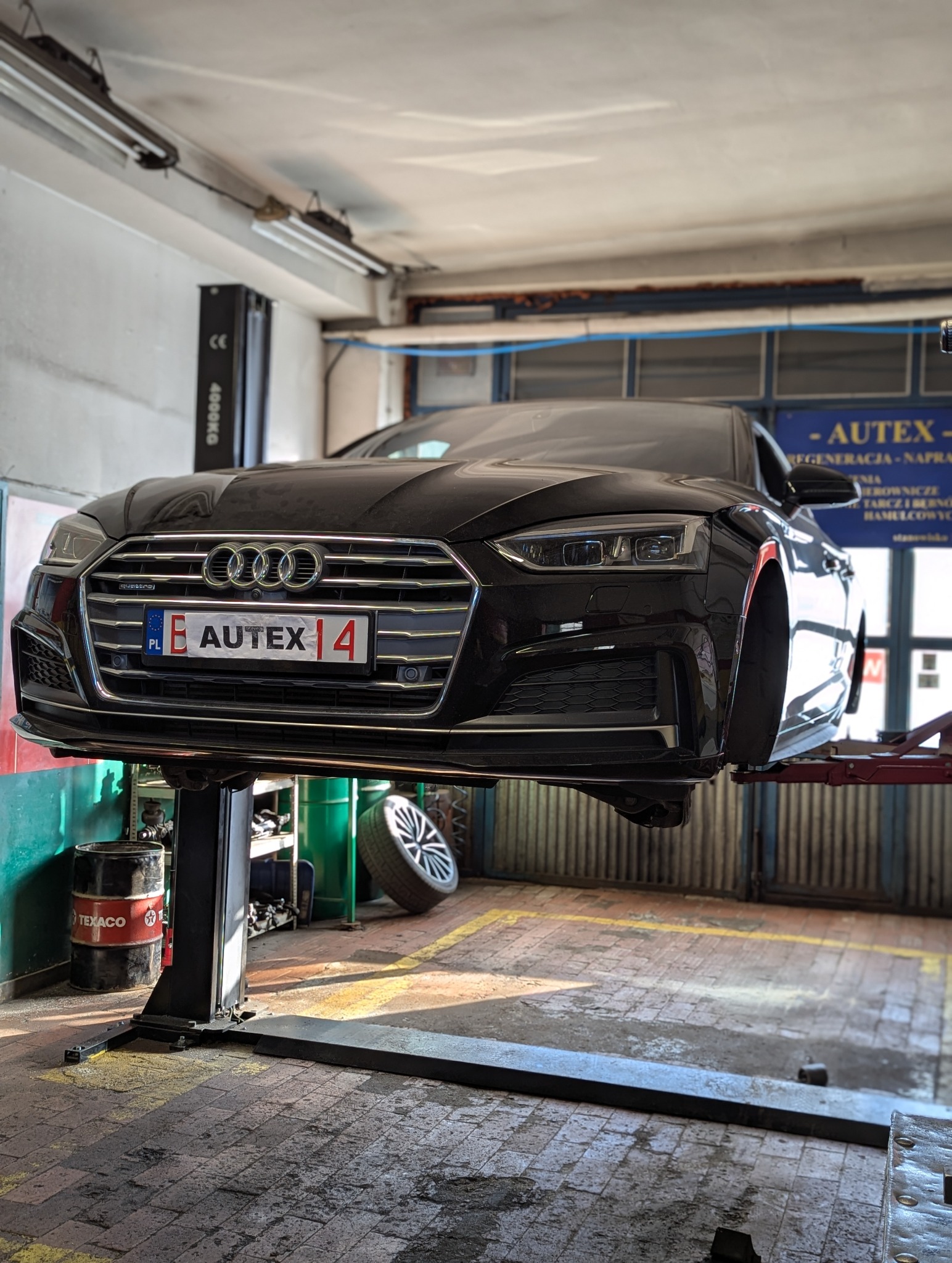 Toczenie tarcz hamulcowych przód i tył Audi A5