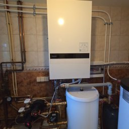 EKO TERM PLUS SPÓŁKA Z OGRANICZONĄ ODPOWIEDZIALNOŚCIĄ - Montaż drzwi Zduńska Wola