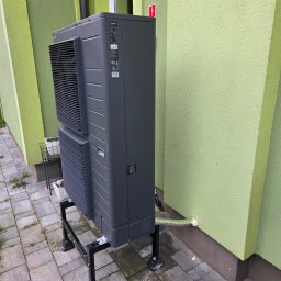 EKO TERM PLUS SPÓŁKA Z OGRANICZONĄ ODPOWIEDZIALNOŚCIĄ - Instalacje grzewcze Zduńska Wola