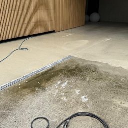 SOLID WORK Grzegorz Nieleszczuk - Mycie chemiczne i ciśnieniowe podjazdu (myjka do 300 bar + mosmatic)