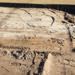 Izolacja fundamentu xps + folia korkowa 