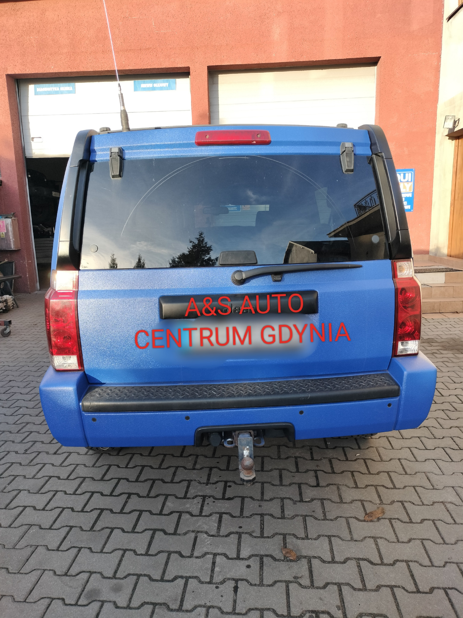 Zmiana koloru, malowanie powłoka Raptor.