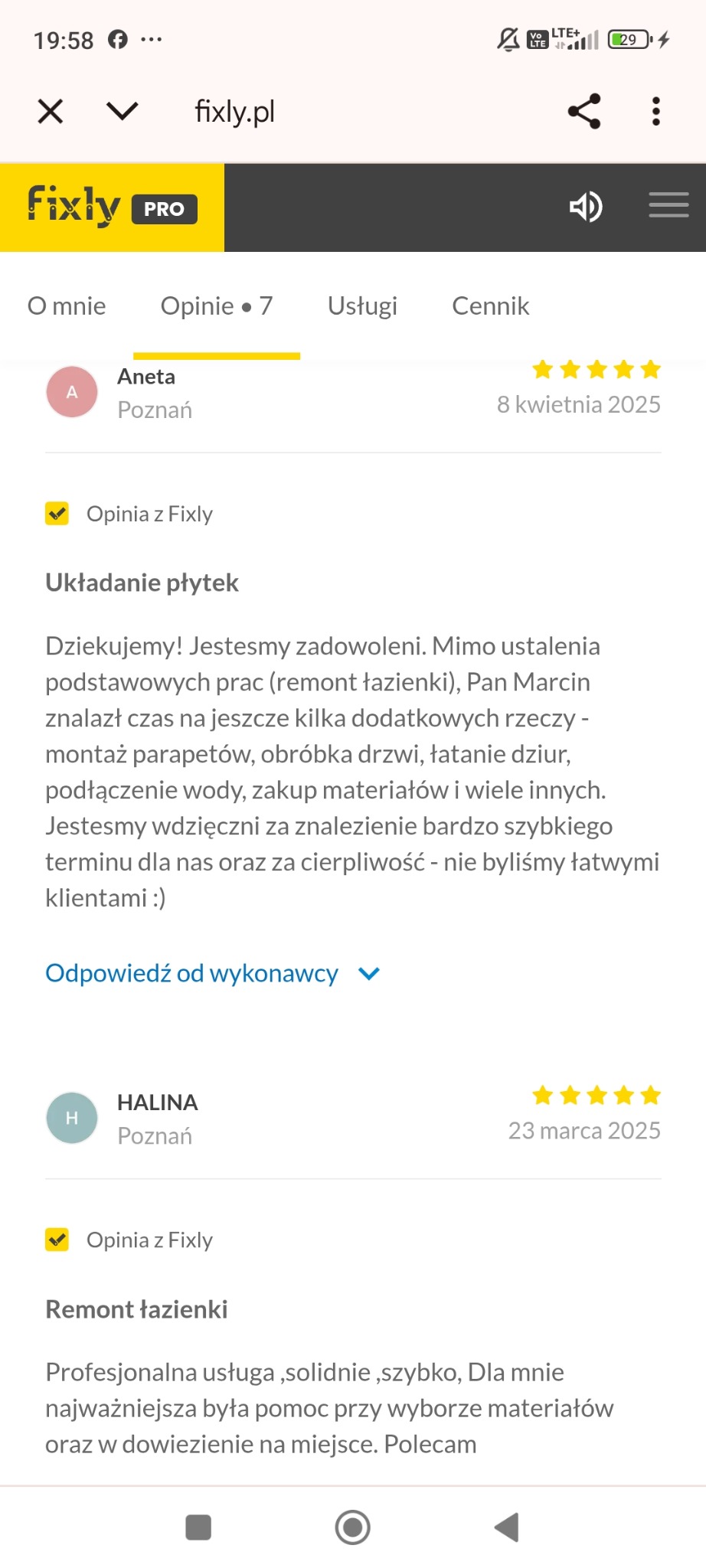 Opinie klientów o usłudze remontu łazienki i układania płytek, widoczne na zrzucie ekranu z portalu Fixly.pl, z oceną 5 gwiazdek i datami wystawienia.