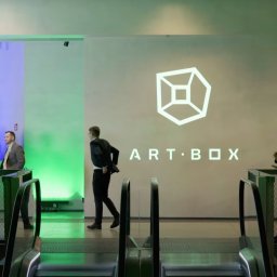 MATEUSZ RUBACH - Klatka z filmu promo z gali rozdania nagród dla 50 najszybciej rozwijających się Polskich firm 2024 'Fast 50'