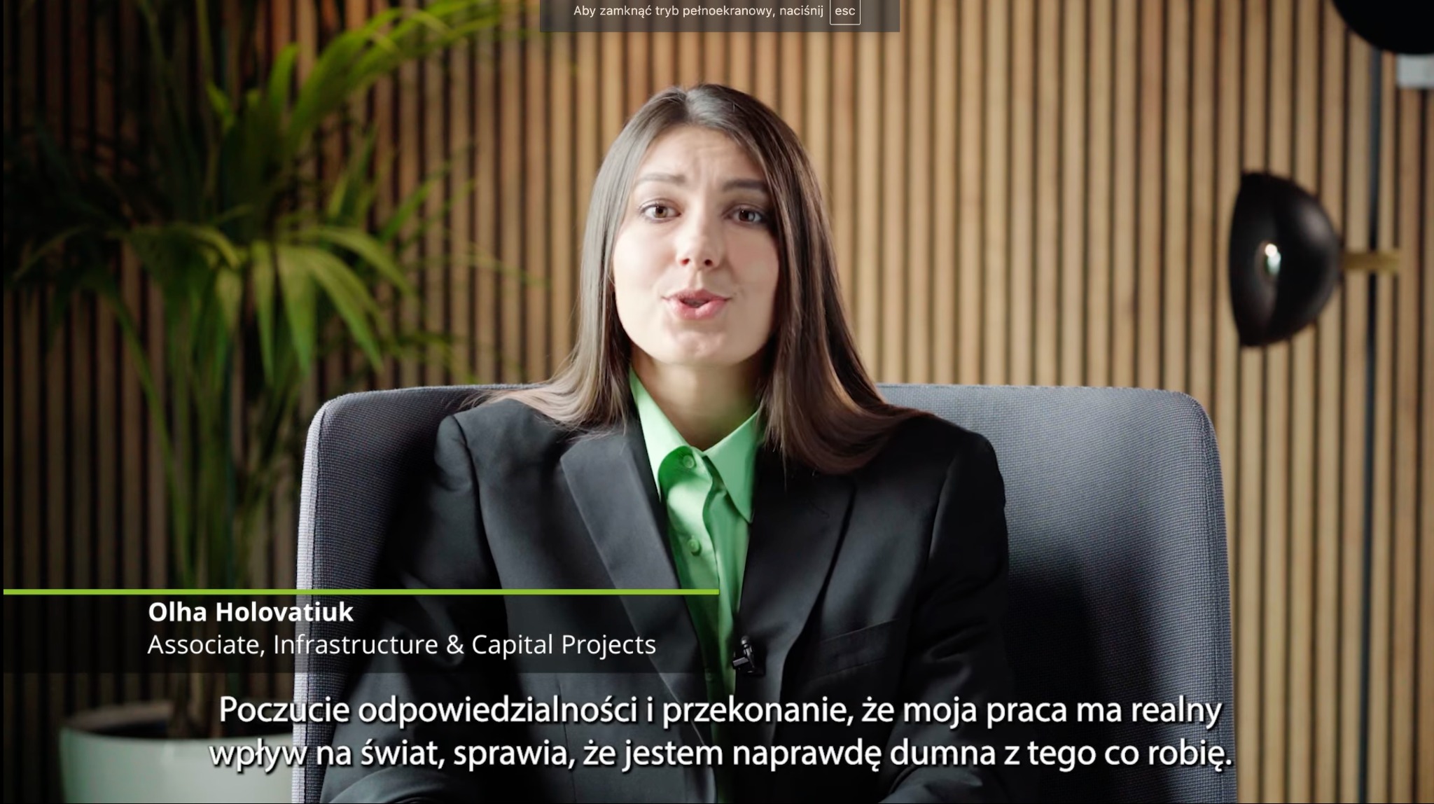 Klatka z Filmu promującego rekrutację dla korporacji Deloitte.