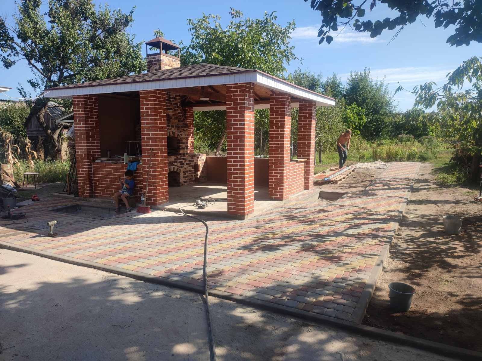 Zlecenie na wybudowanie altanki z tarasą.