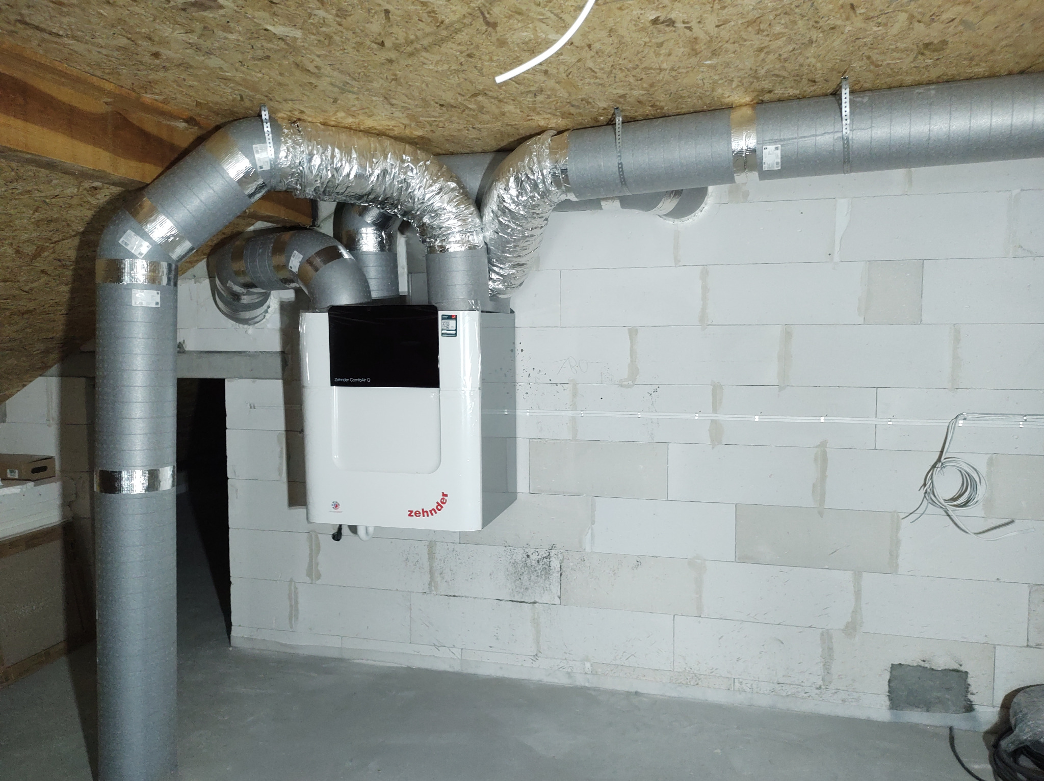 Rekuperator ZEHNDER, instalacja na rurach ADURO