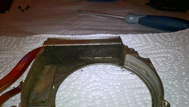 Chłodzenie laptopa przed czyszczeniem