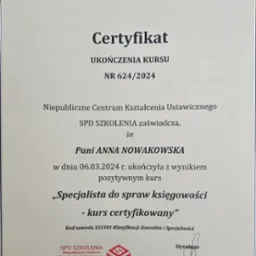 Certyfikat ukończenia kursu 'Specjalista do spraw księgowości - kurs certyfikowany' dla Anny Nowakowskiej, wydany przez Niepubliczne Centrum Kształcenia Ustawicznego SPD SZKOLENIA, z datą 06.03.2024.