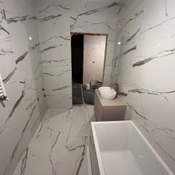 Yurii Tukalo Yurii_bud - Montaż oświetlenia Sosnowiec