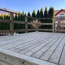 Sosna skandynawska ciśnieniowo impregnowana , wysokiej jakości drewno odporne na wszystko . Naturalny wygląd , długoletnia trwałość !!👍🏻