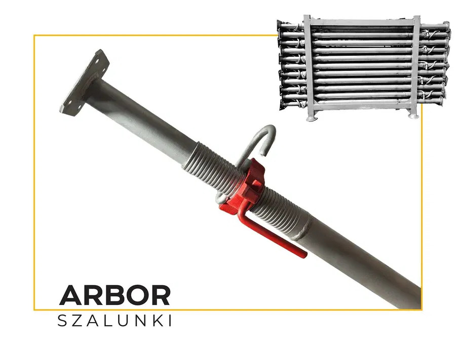 Szare, teleskopowe stemple budowlane z czerwonym mechanizmem regulacji, ułożone w stos na palecie, widoczne na białym tle.