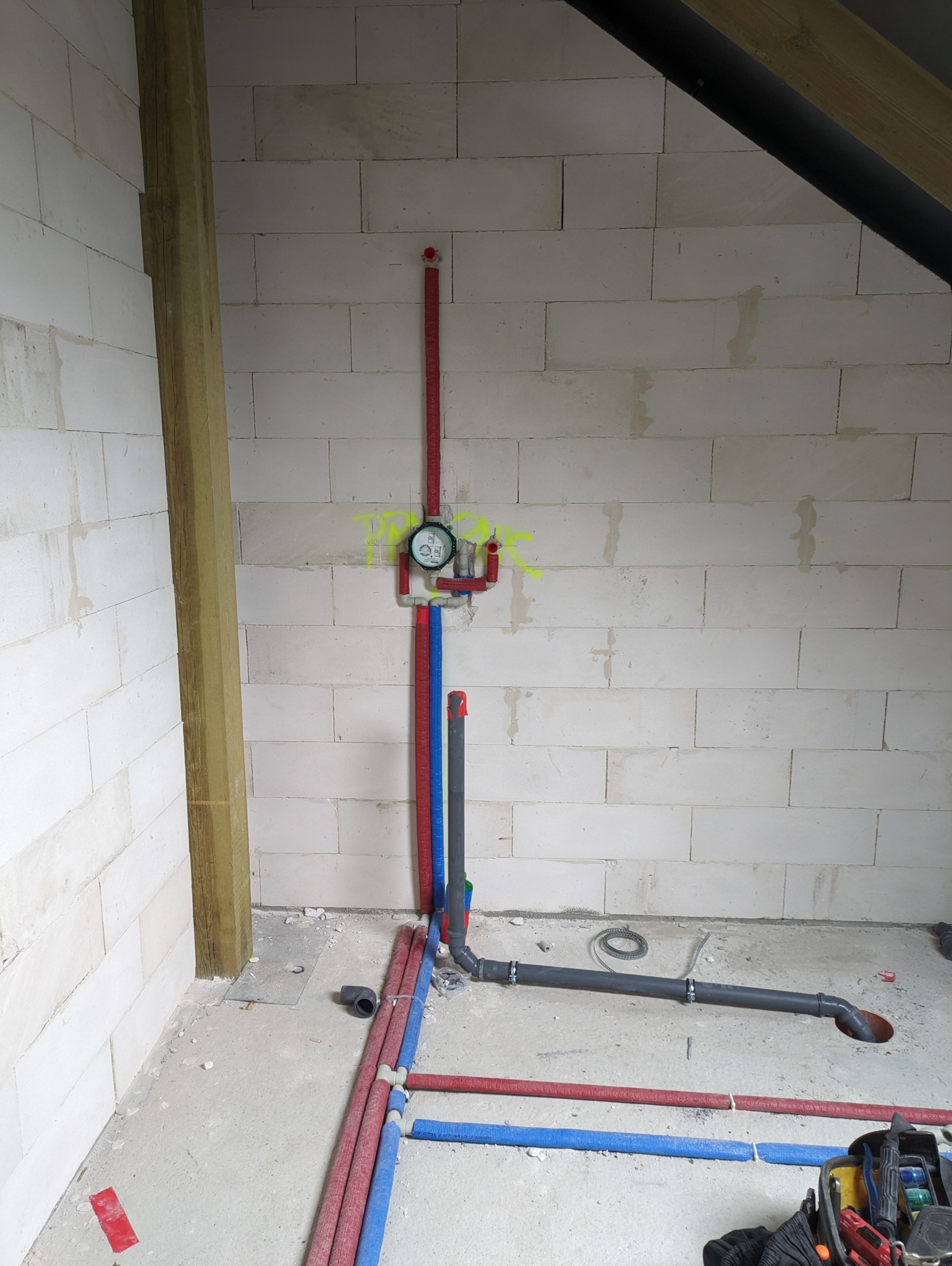 Montaż mieszacza podtynkowego pod prysznic.