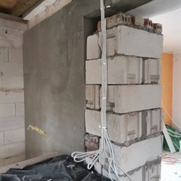 MAX-BUD JAKUB ZARZYŃSKI - Znakomita Adaptacja Poddasza Gdynia